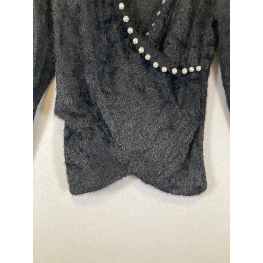 Pearlcore Boston Proper Women Size M Black Fuzzy Eyelash Knit Wrap Pearl Sweater - Picture 5 of 9